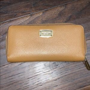 Brown/Tan Michael Kors Wallet